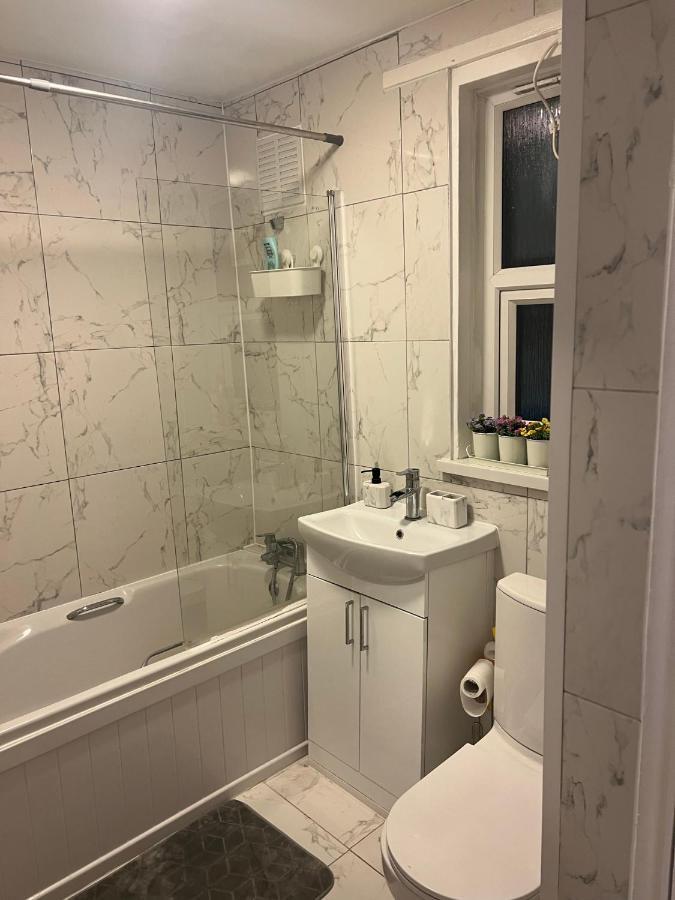 Accu Care Apartment London Ngoại thất bức ảnh