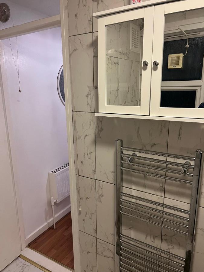 Accu Care Apartment London Ngoại thất bức ảnh